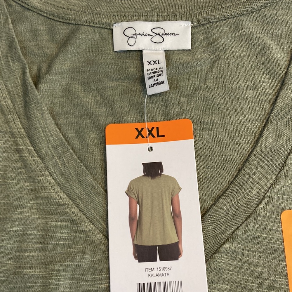 Shirt - Picture 3 of 11